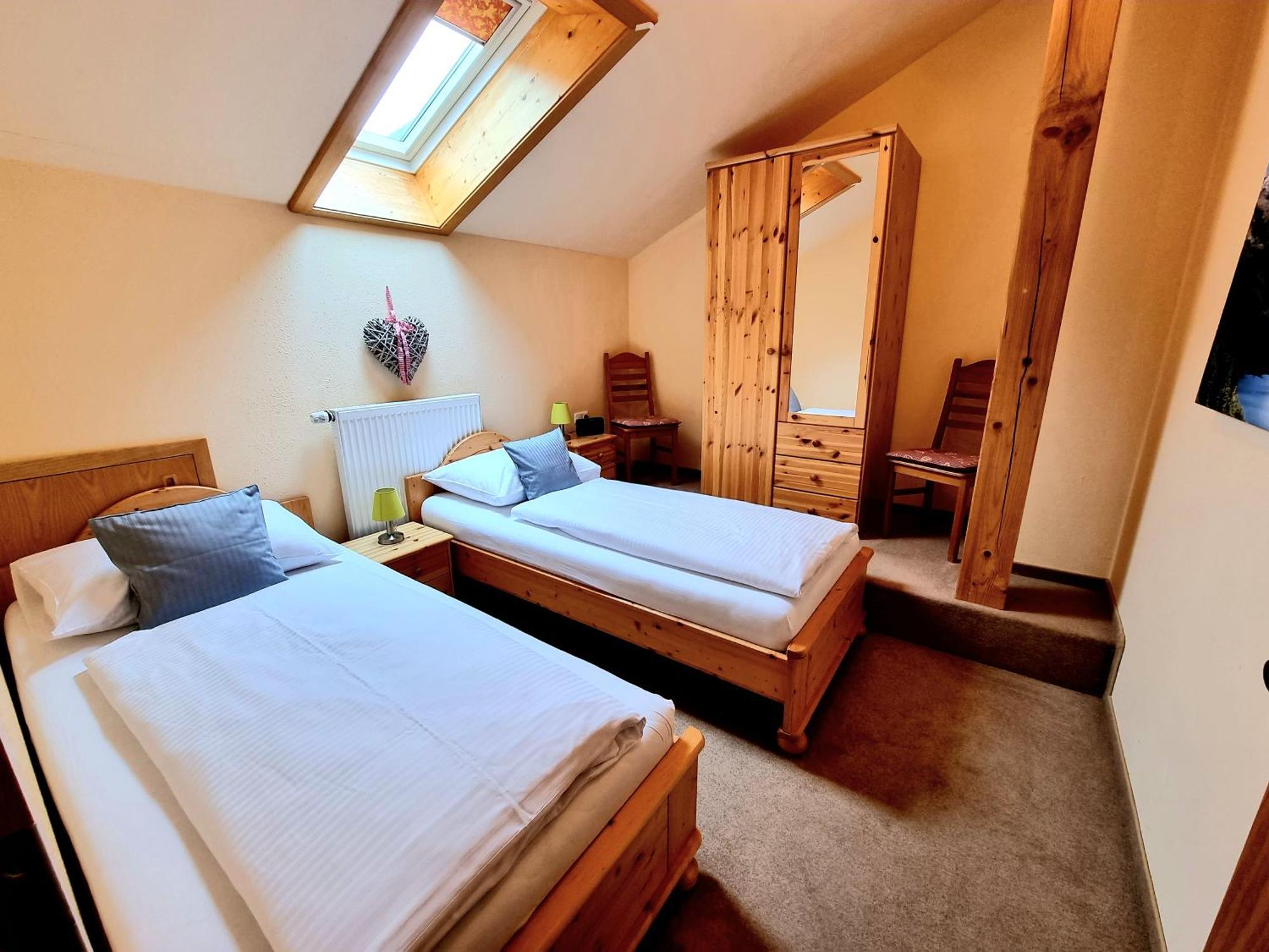Seehotel Hartung & Ferienappartements Füssen Quarto foto